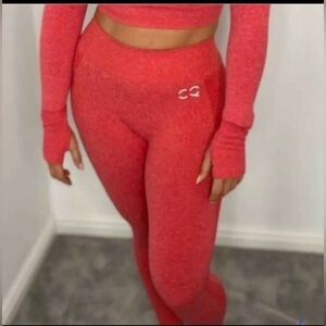 CQ Red Seamless Leggings size M
